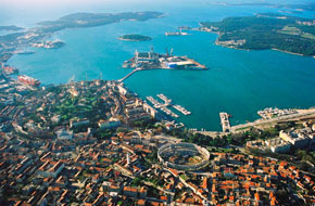 Pula_luka